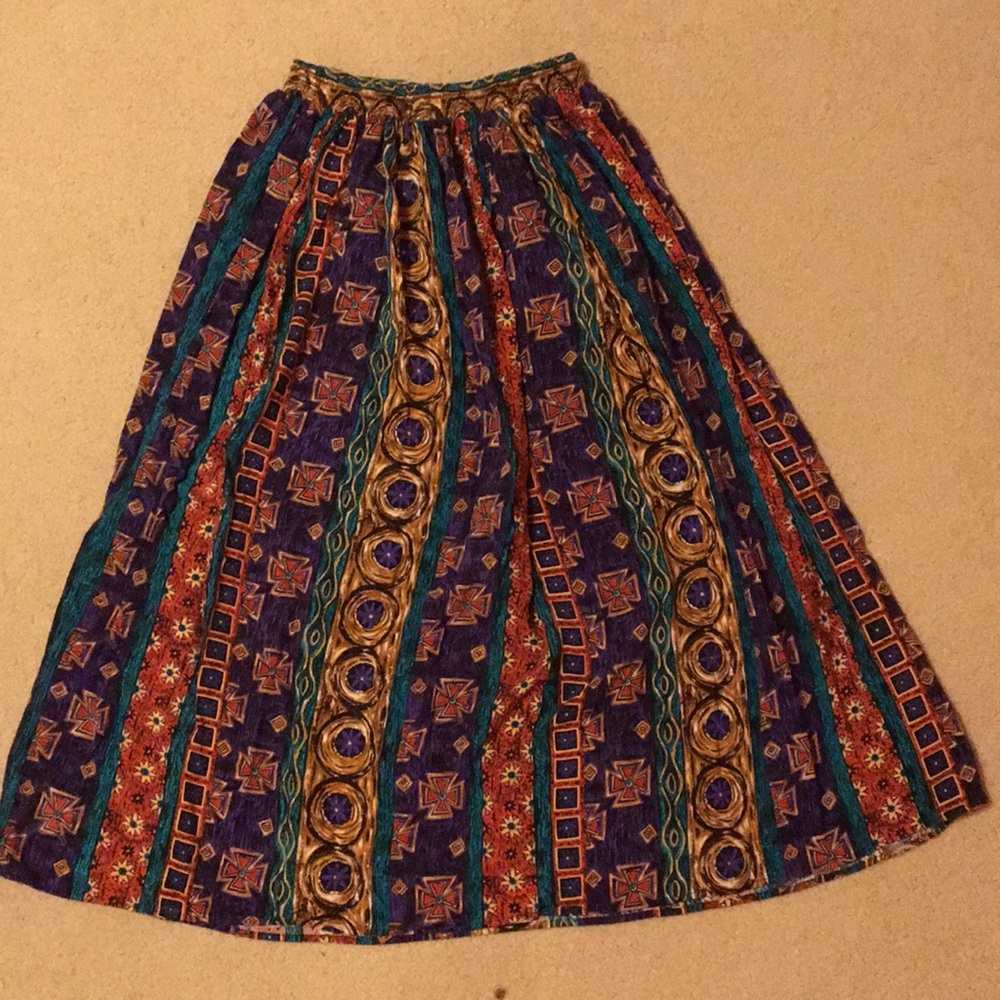 Quirky pattern skirt
